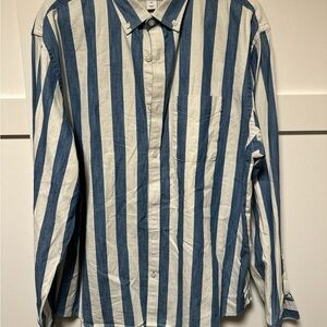 GAP Men's Striped Blue and White Shirt